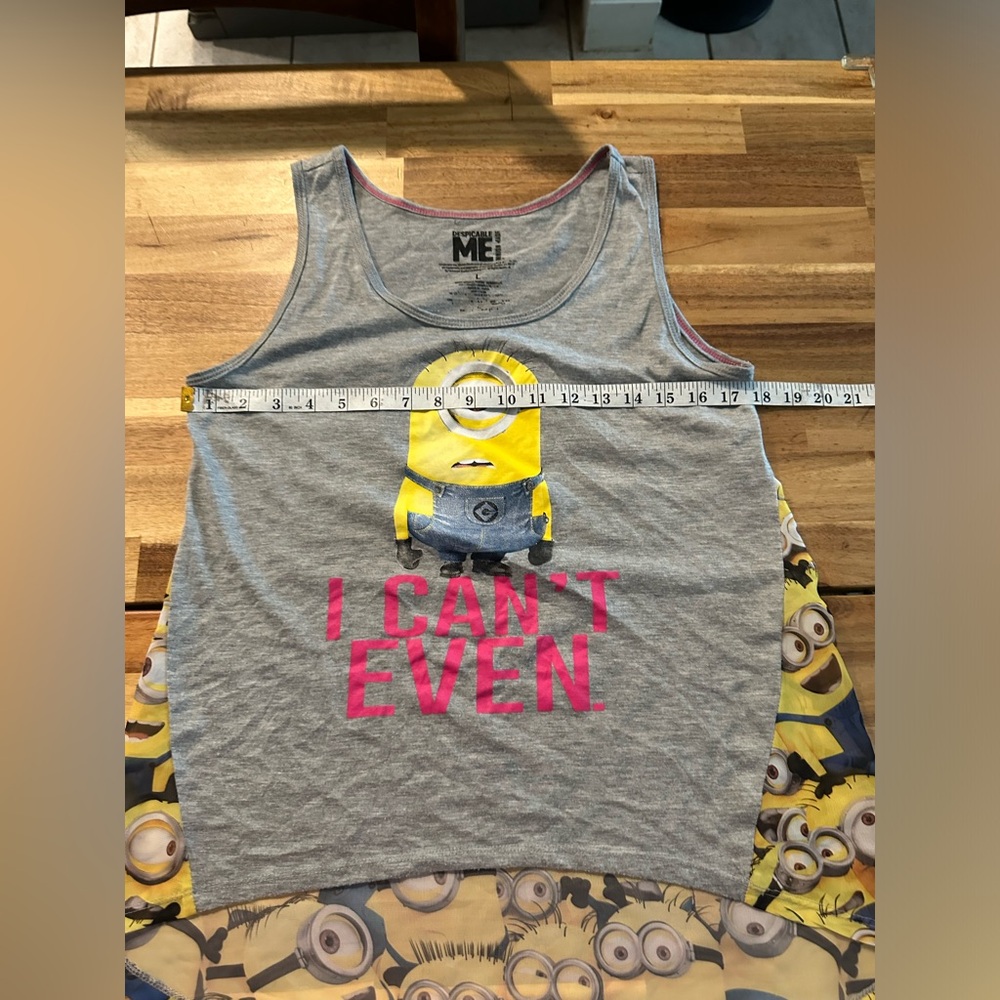 Minions (Despicable Me ) Tank Top | Size L - Picture 2 of 5